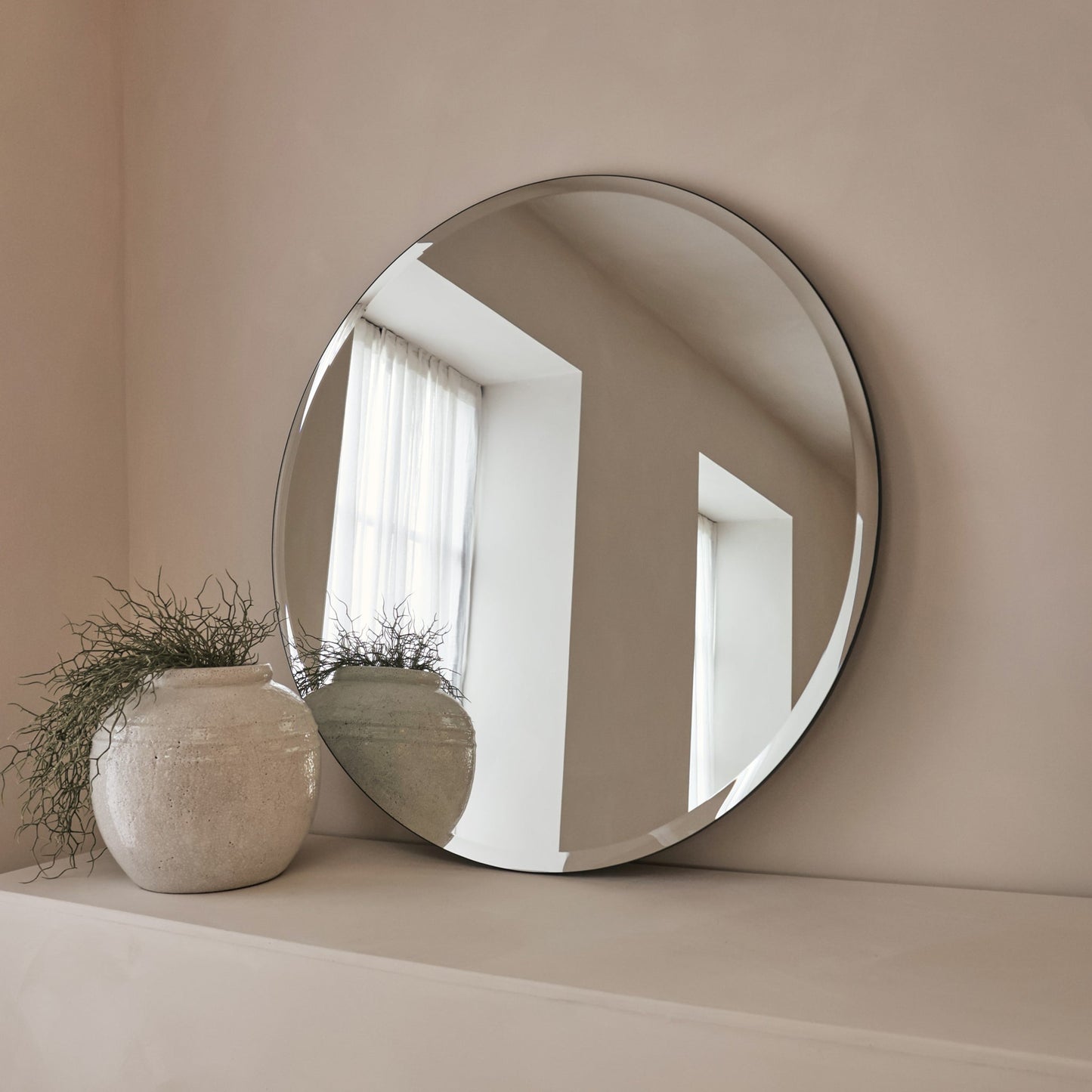 Vienna - Frameless Round Bevelled Mirror 100cm x 100cm