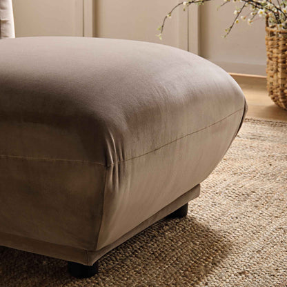 Gianni Pouffe, Mink Velvet