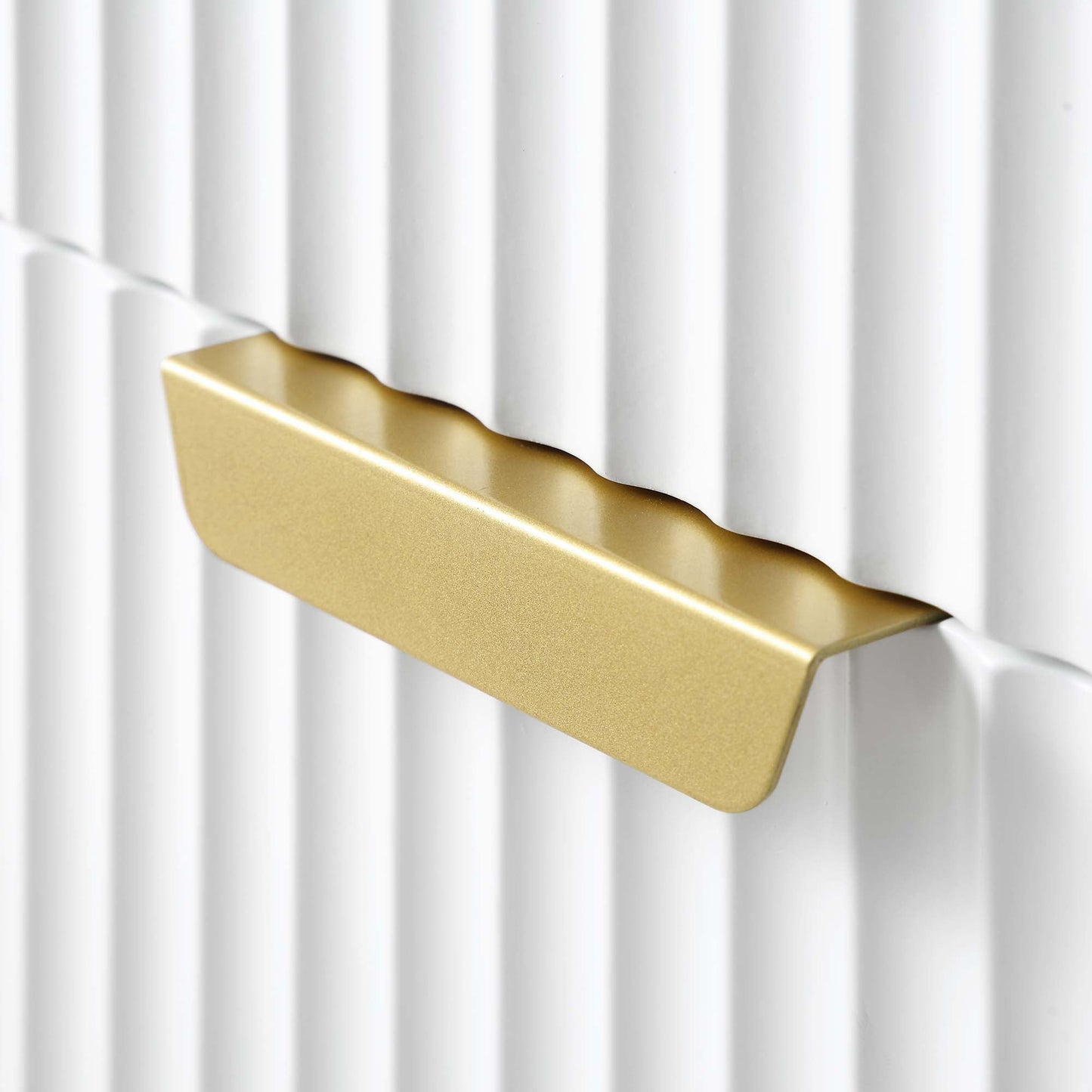 Richmond Ridged Chest of 5 Drawers, Matte White