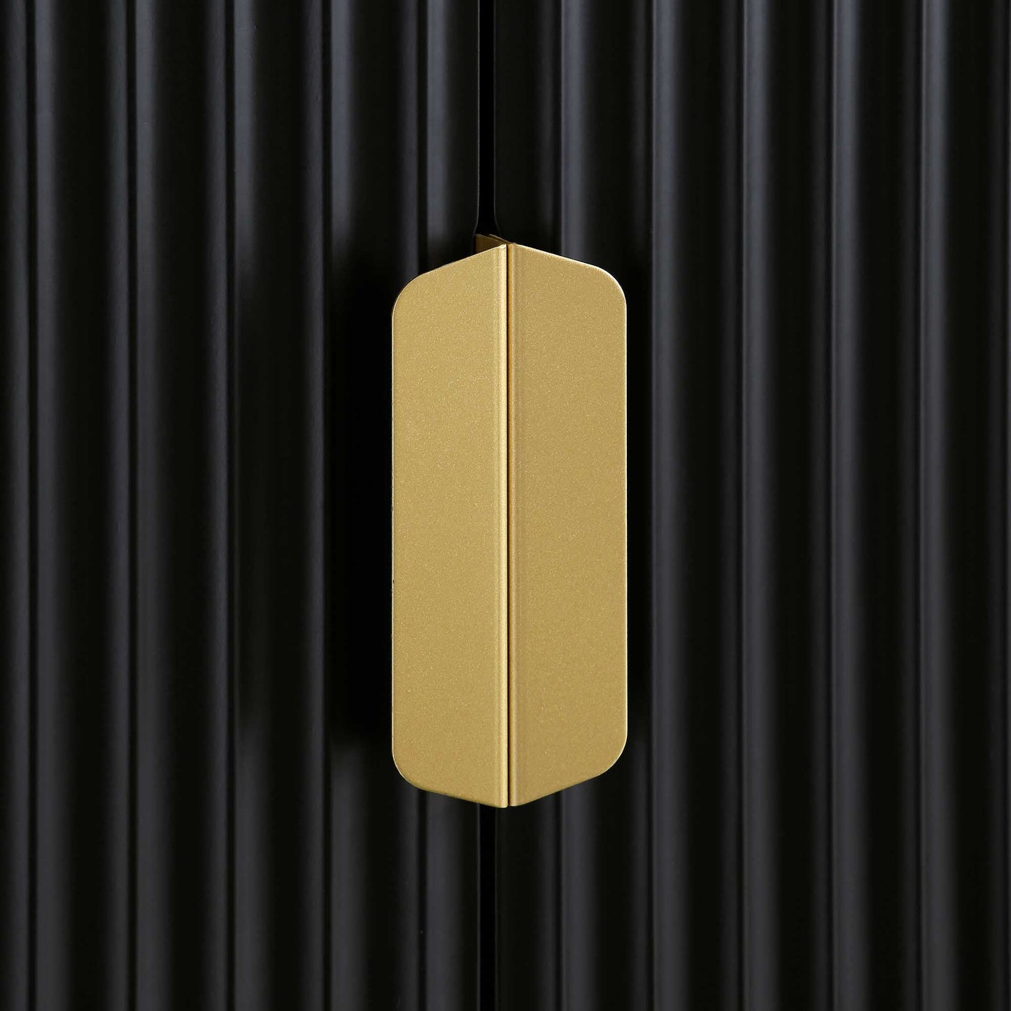 Richmond Ridged Double Wardrobe with Drawer, Matte Black