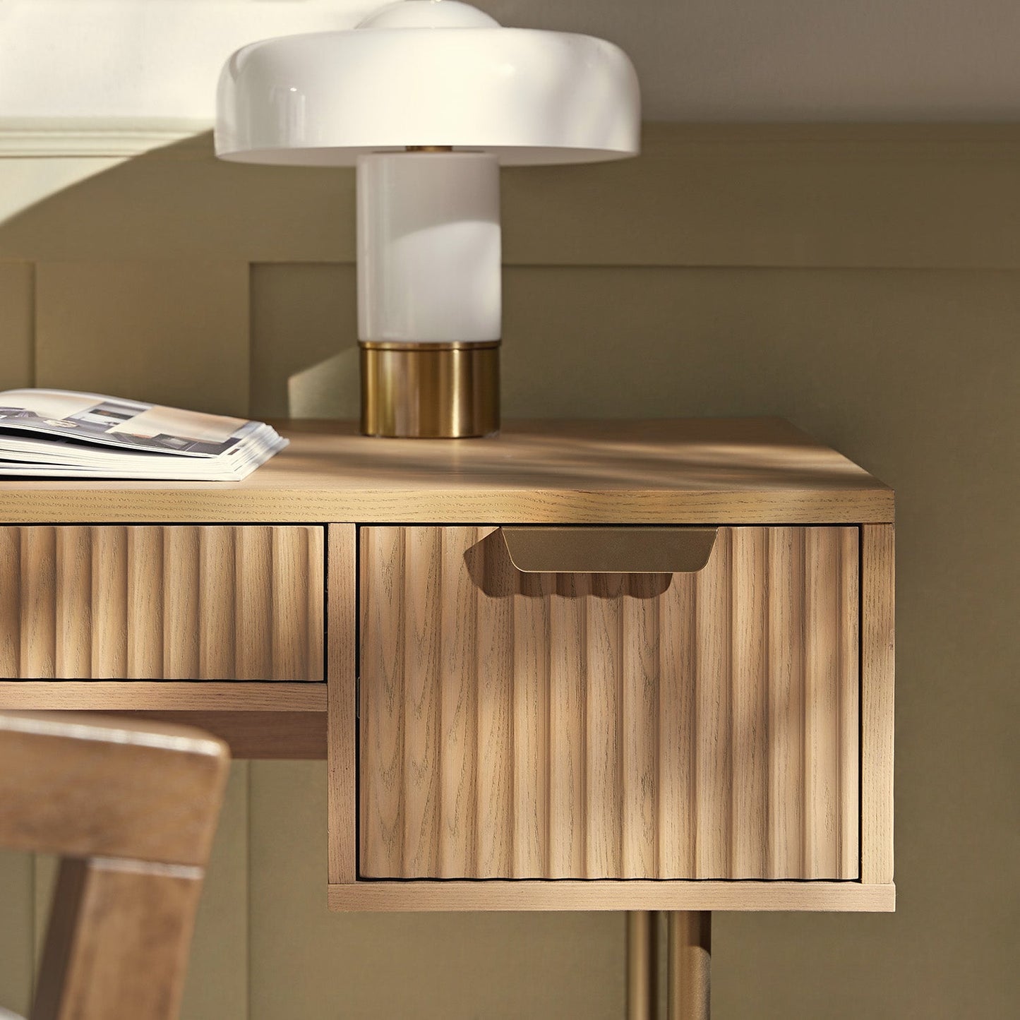 Richmond Ridged Dressing Table, Light Ash