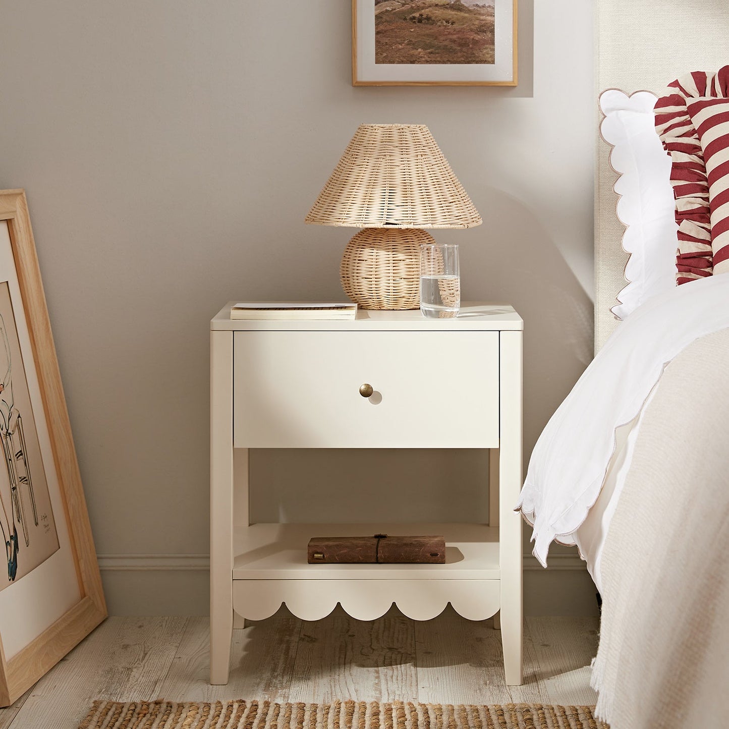 Henley Scalloped Edge Bedside Table with Drawer, Light Sand