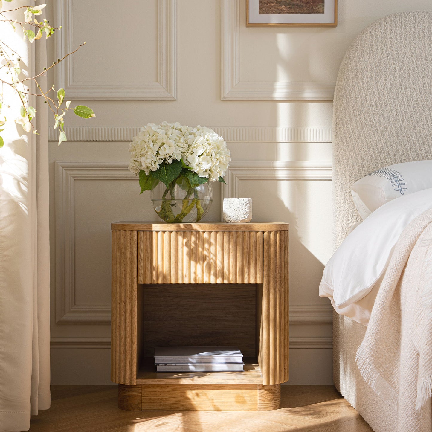 Maru 1-Drawer Bedside Table, Oak