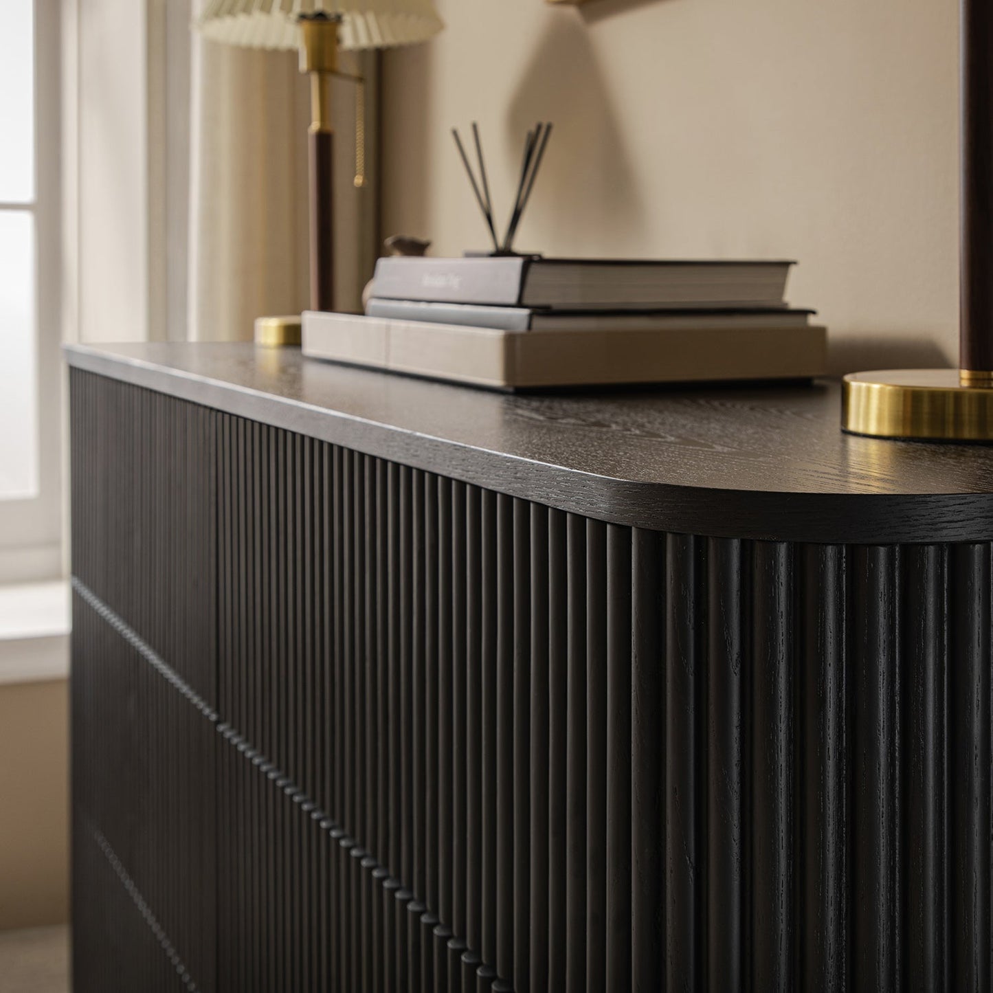 Maru Chest of 6 Drawers, Black