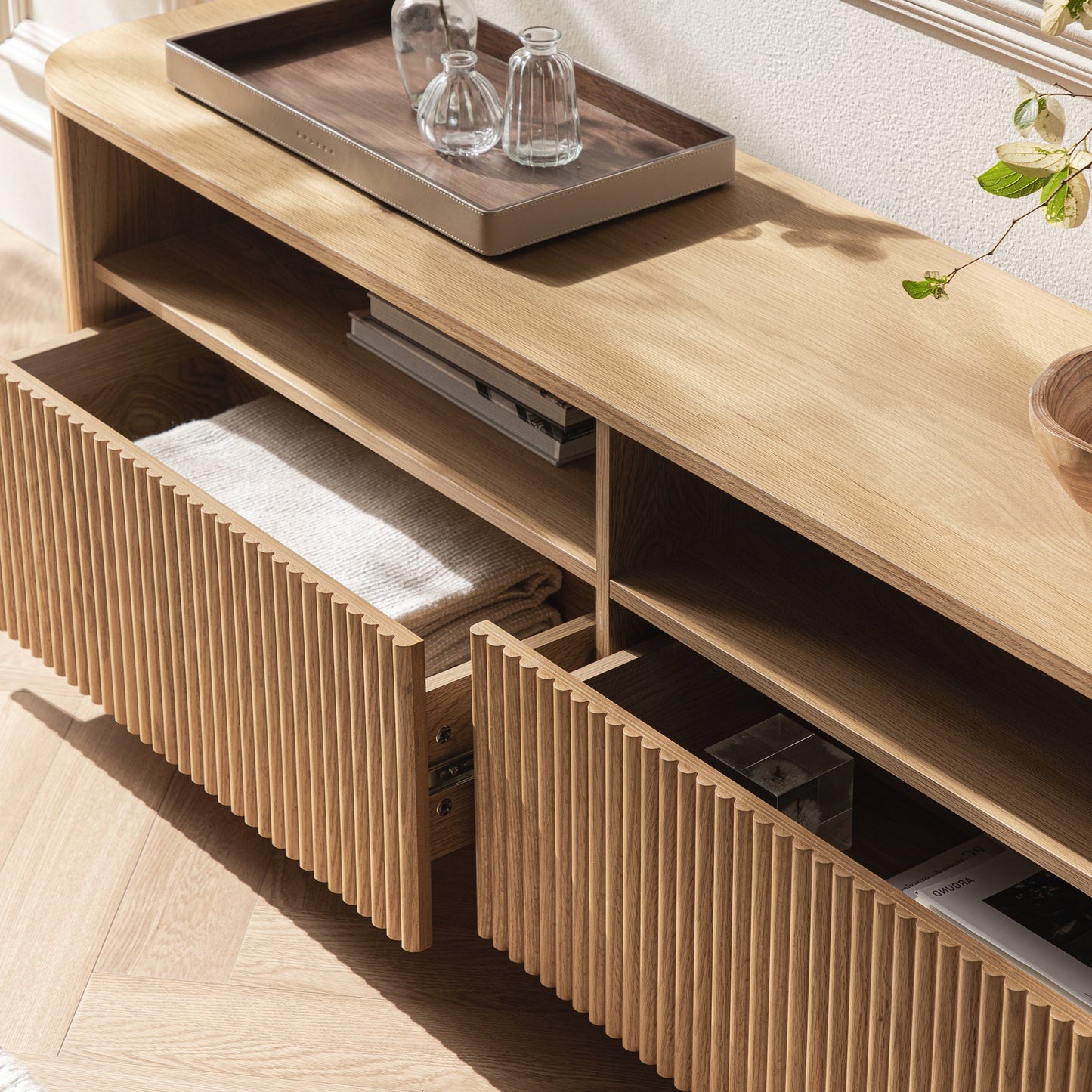 Maru 162cm TV Unit with Drawers, Oak