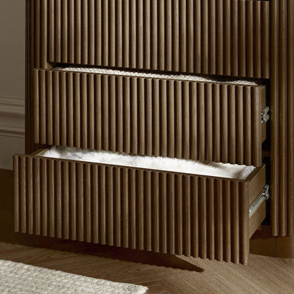 Maru Chest of 5 Drawers, Silver Oak