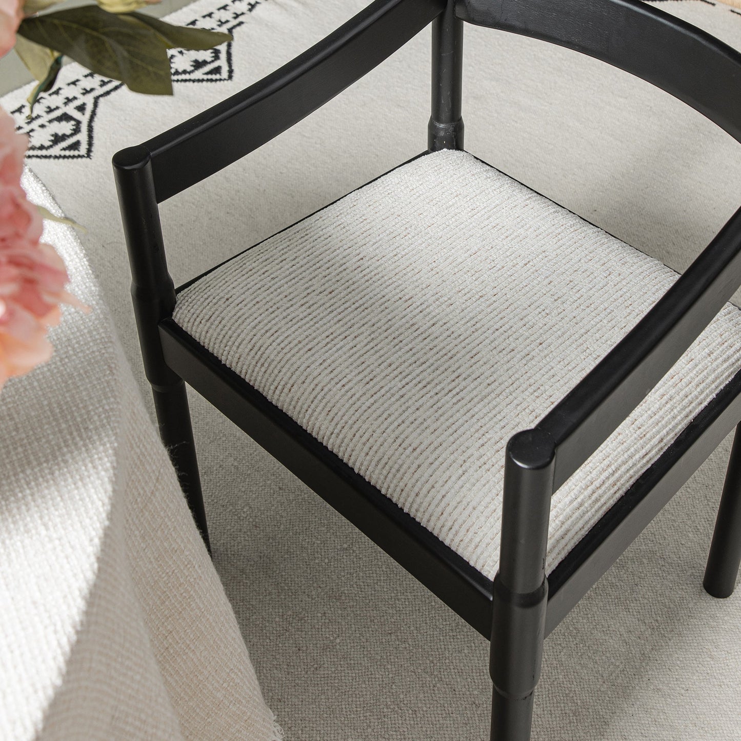 Minley 2-in-1 Carver Chair, Black Matte