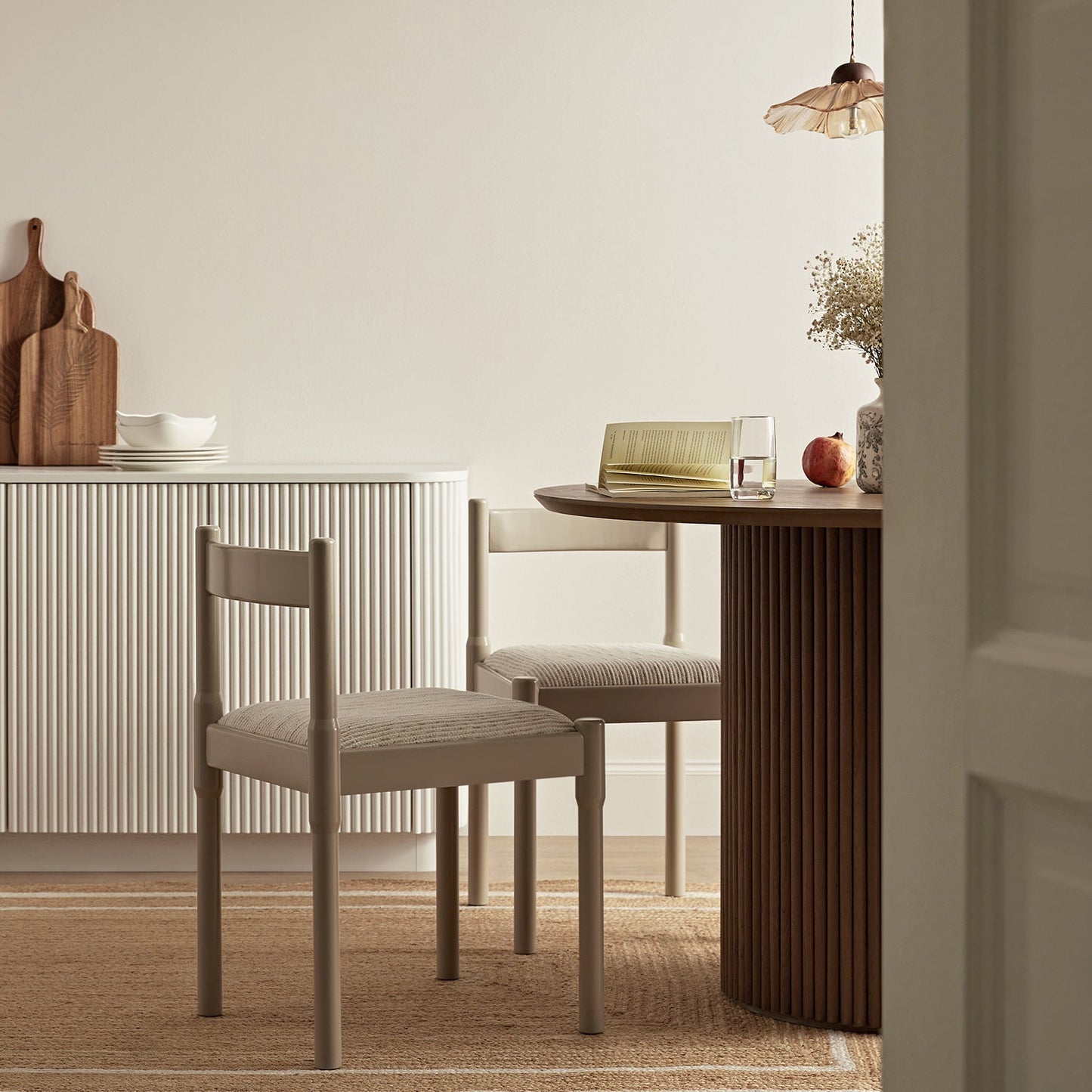 Minley 2-in-1 Dining Chair, Light Taupe High Gloss