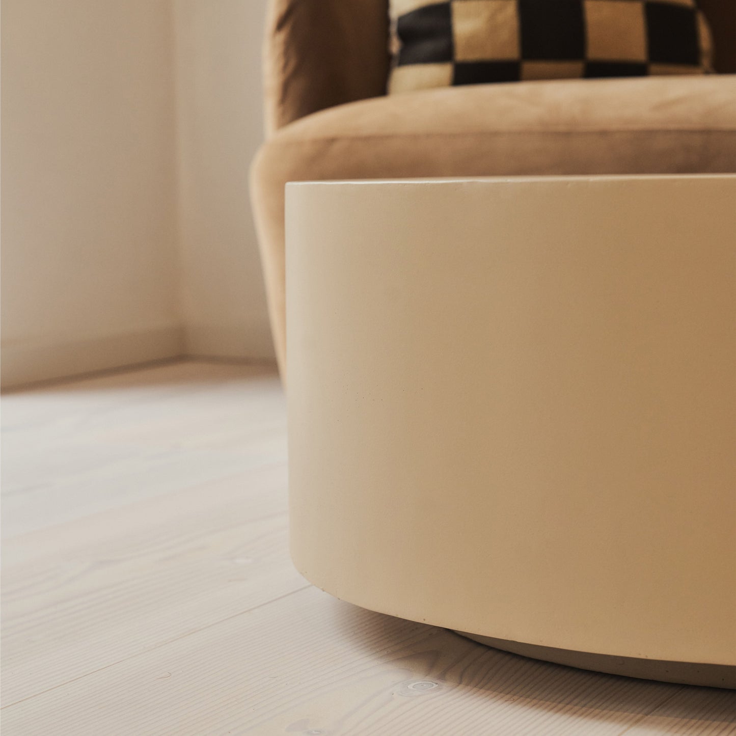 Angelo - Minimal Beige Round Coffee Table Large