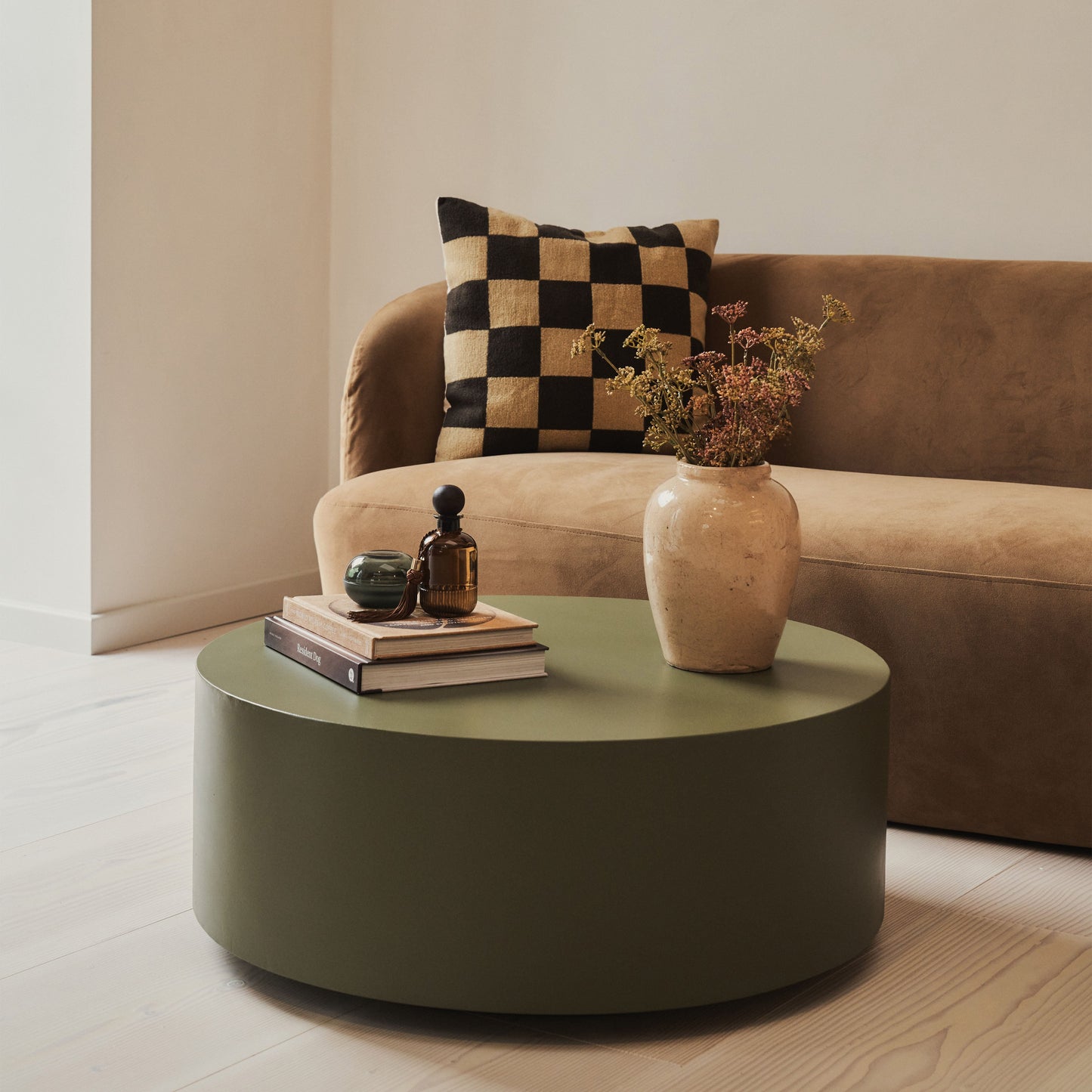 Angelo - Minimal Olive Round Coffee Table Large