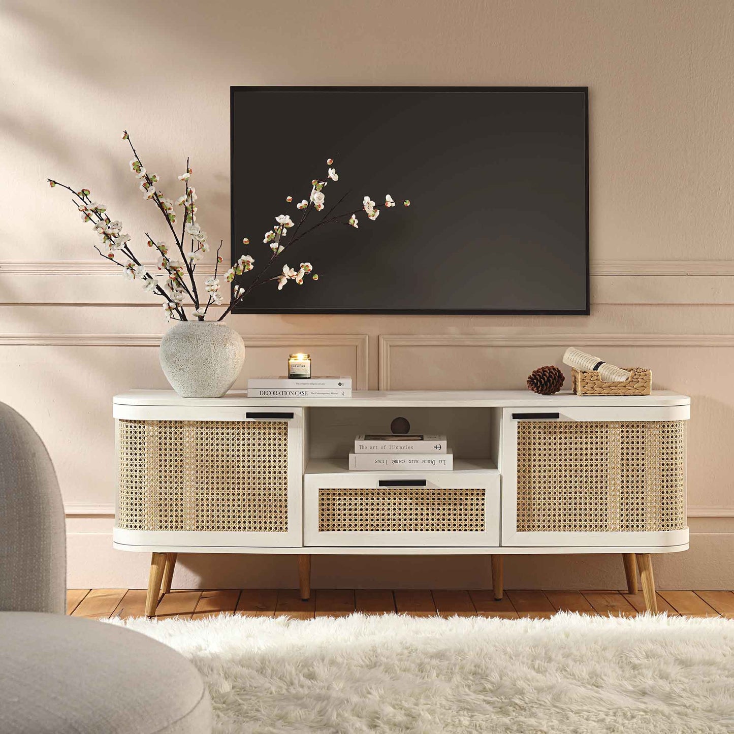 Izzy Curved Rattan 150cm TV Unit, White