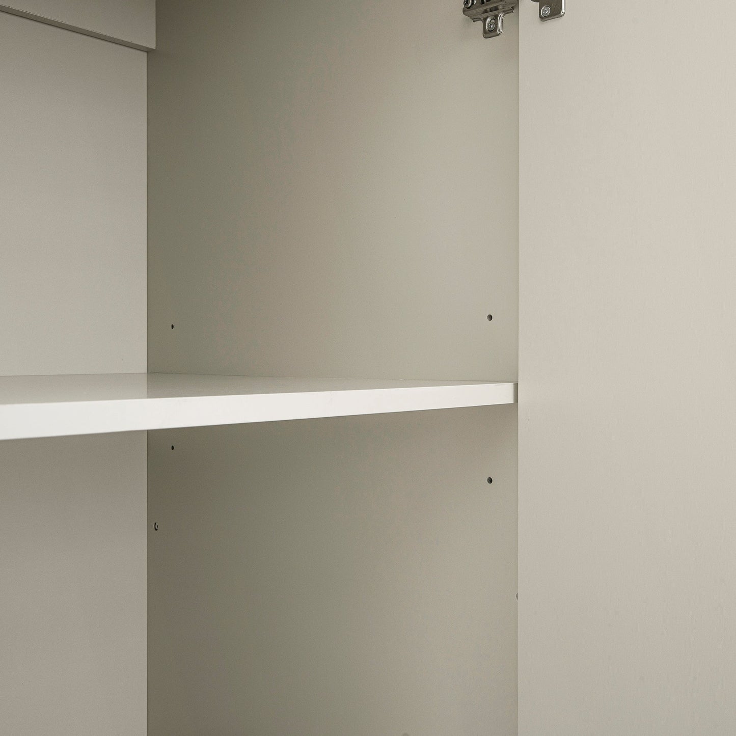 Oakham Triple Wardrobe, Shaded White