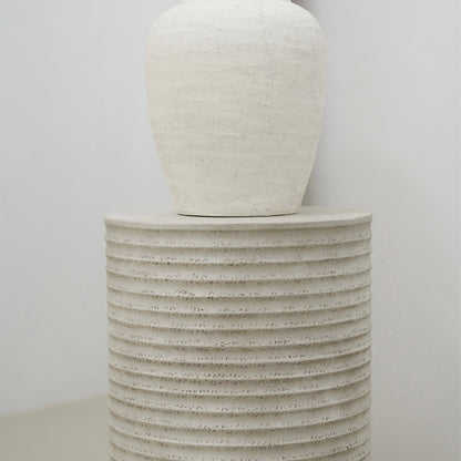 Raya - Minimal Concrete Ribbed Plinth
