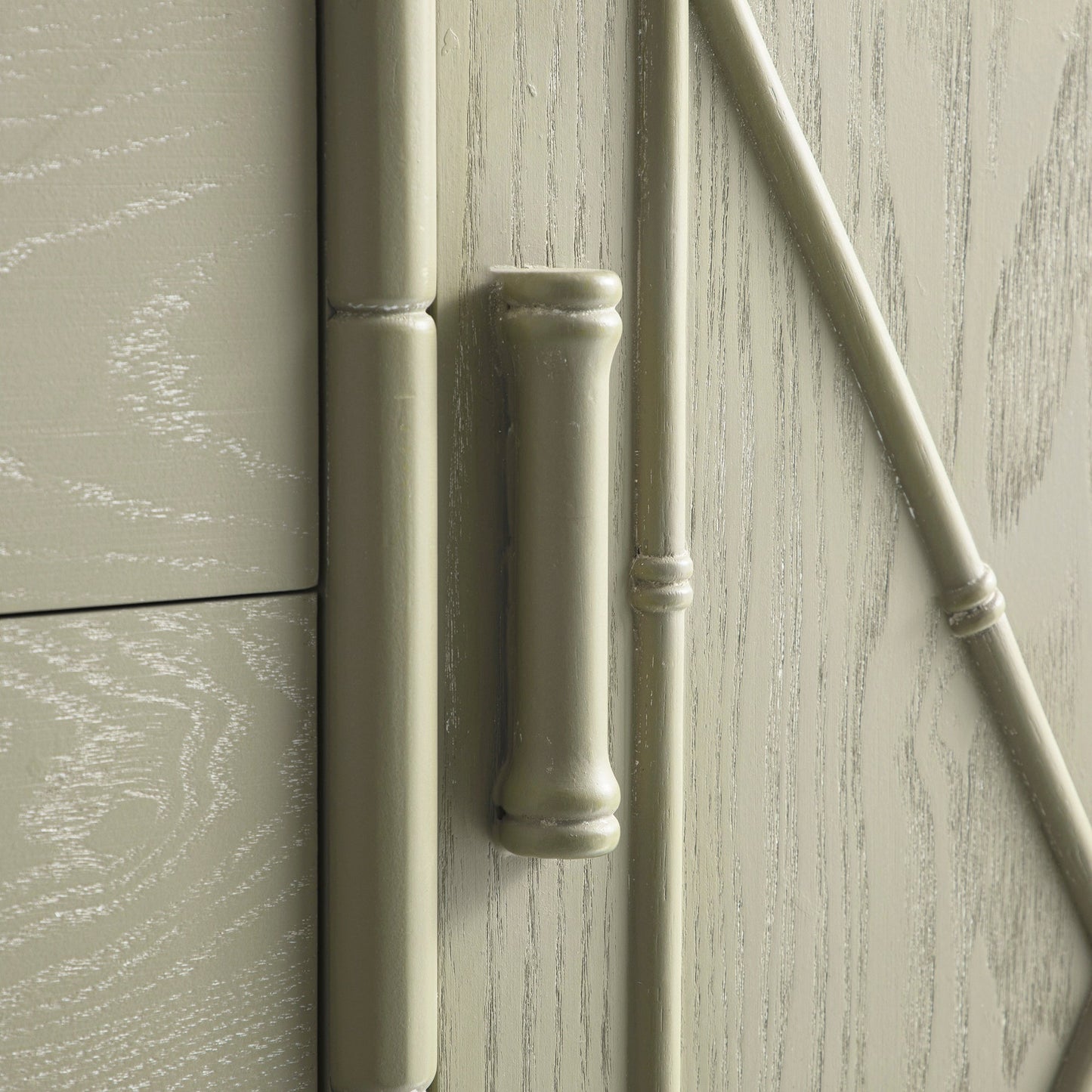 Elstowe Faux Bamboo 1-Door 3-Drawer Sideboard, Sage Green