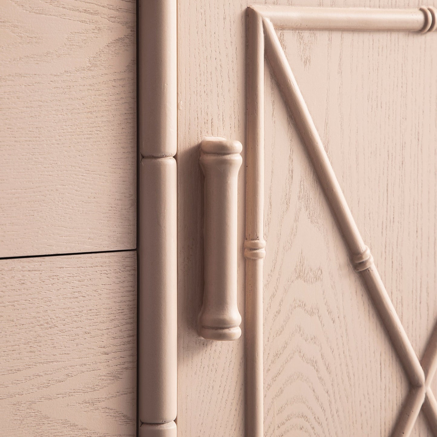 Elstowe Faux Bamboo 1-Door 3-Drawer Sideboard, Nude Pink